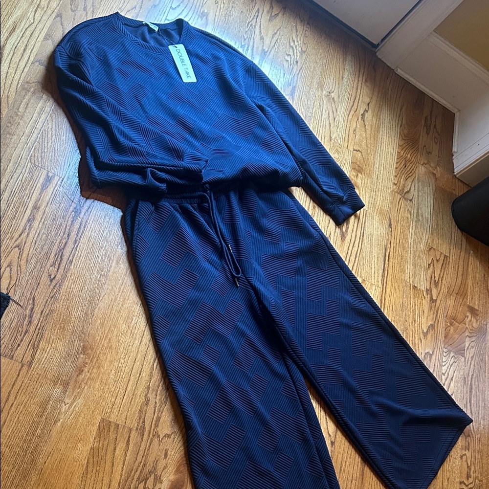 Double Take Navy Textured Top and Pants - Picture 5 of 7